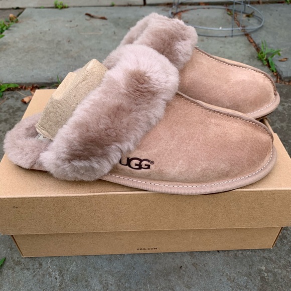 UGG Shoes - UGG Scuffette Shearling Slippers. NWT. Women's 9